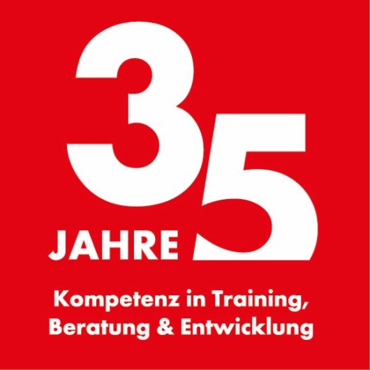 35 Jahre Akademie Würth - Wir feiern Jubiläum! 35 Jahre Kompetenz in Training, Beratung und Entwicklung. Auch unser Seminarprogramm 2026 bietet Ihnen aufs Neue vielfältige Möglichkeiten für fachliche Trainings und individuelle Entwicklungen. Entdecken Sie neue Themen, interessante Formate und zahlreiche Termine. Schauen Sie gleich mal rein und buchen Sie sich direkt in Ihr Wunschseminar ein.